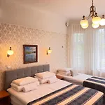Green Villa