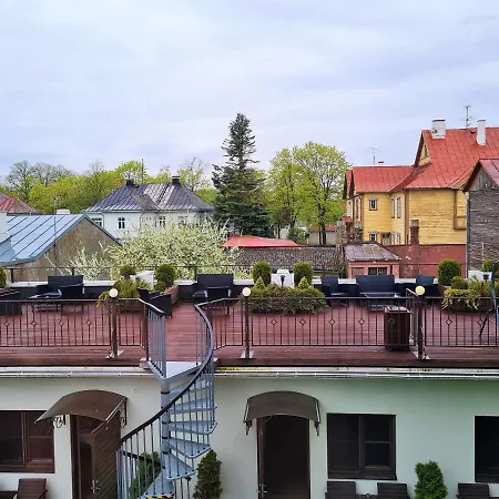Green Villa *