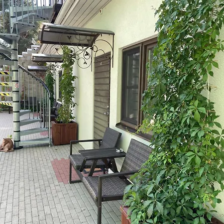 Green Villa *